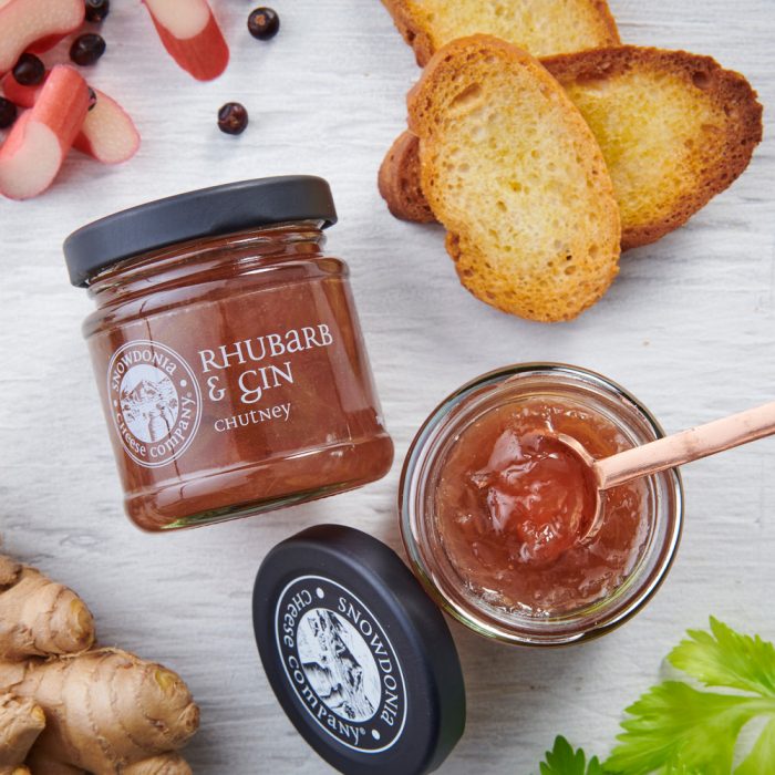 Rhubarb & Gin Chutney